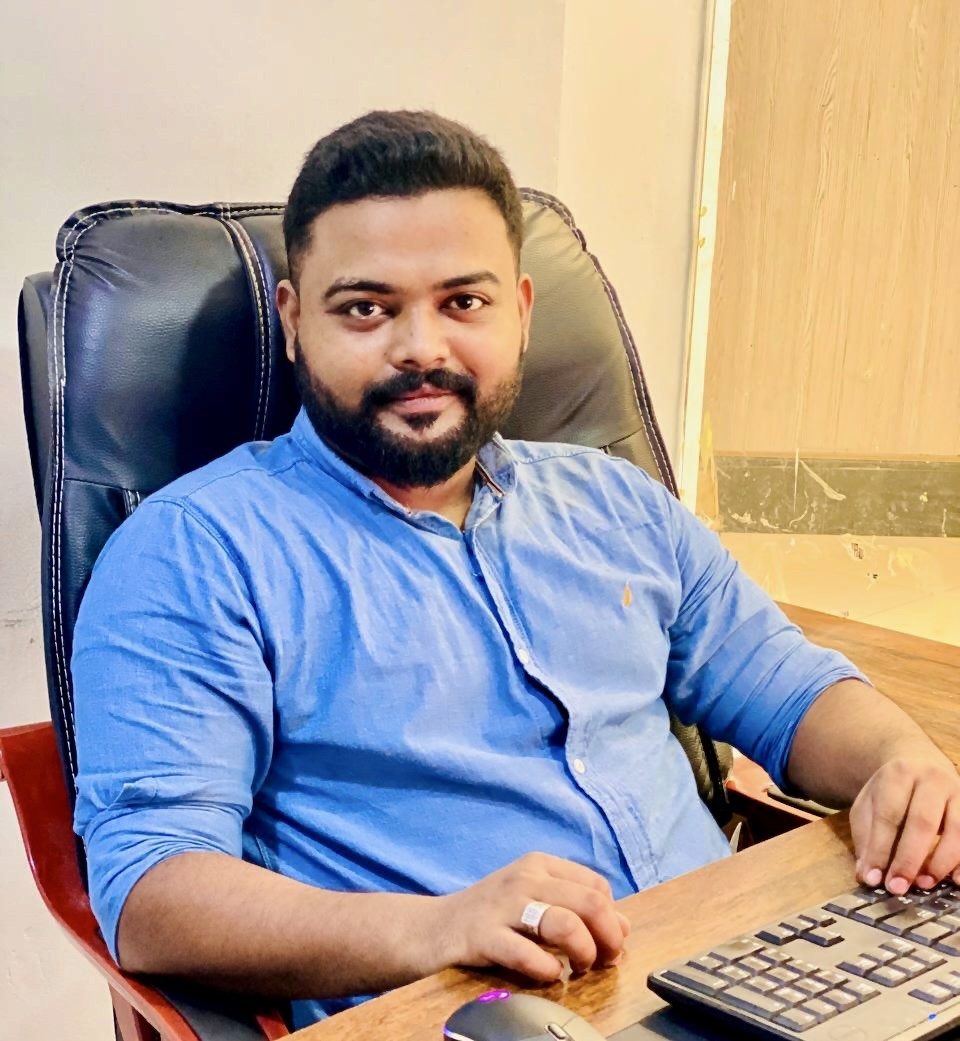 Portrait of Farhan Azeemi